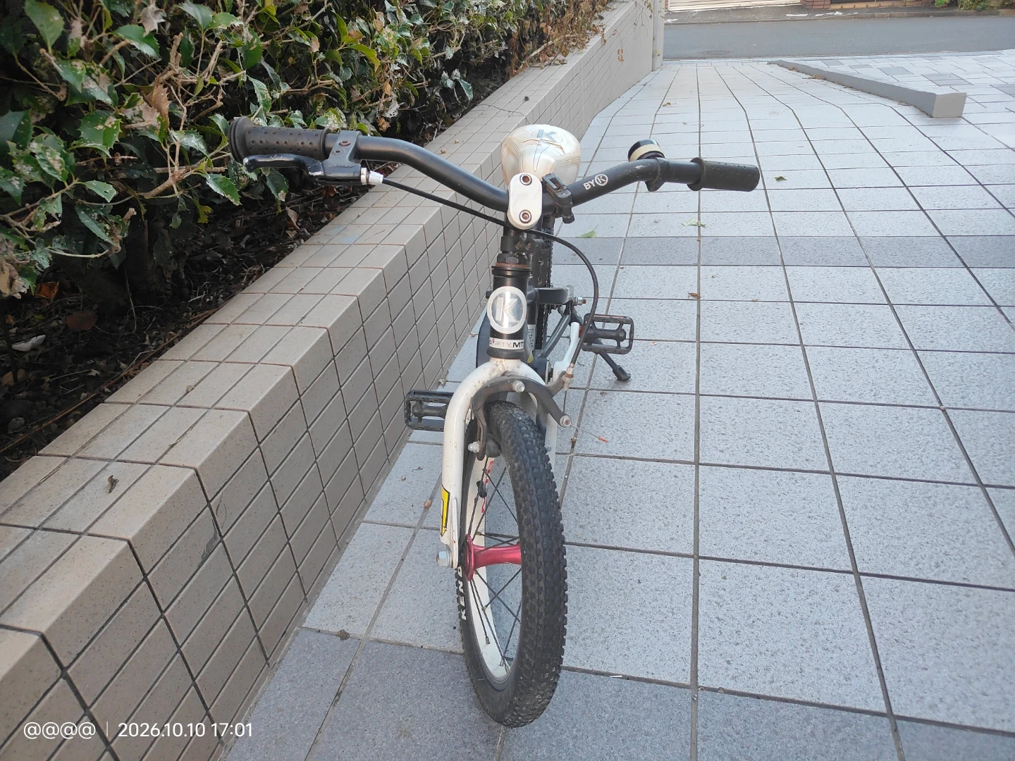 ケノン 子供用自転車 ブラックの写真2枚目