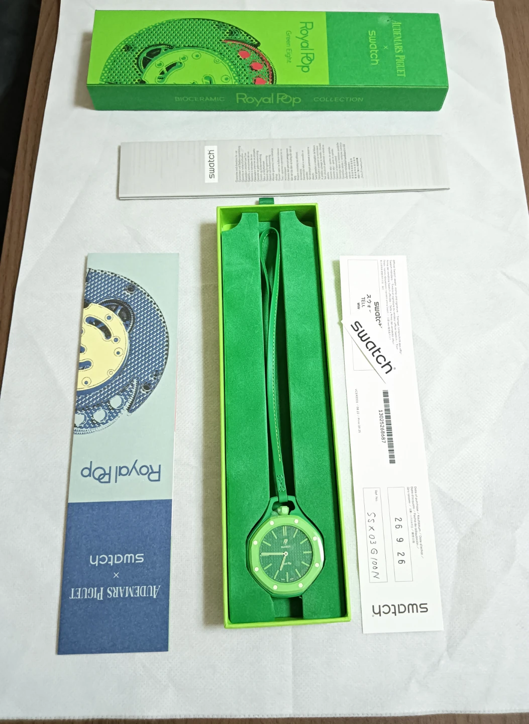 新品 未使用。オーデマピゲ × Swatch ロイヤルポップ 手巻き式 時計の写真6枚目