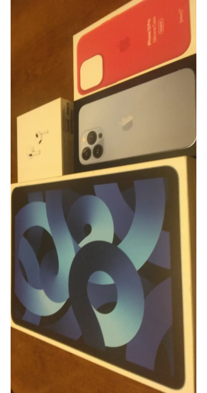 〔空箱〕iPhone　iPadAir　AirPods シリコンケース　全4点