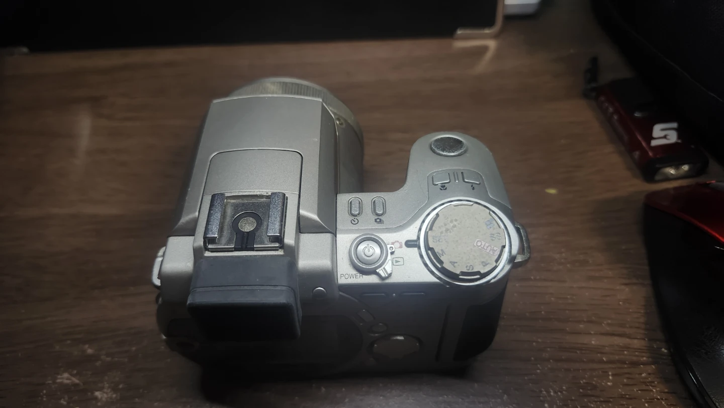 FUJIFILM FinePix 4900 Zoom ジャンク品の写真5枚目