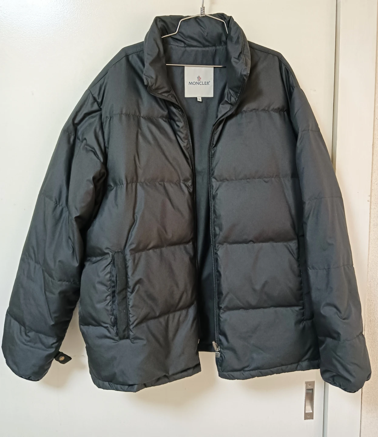 美品。MONCLER  モンクレール ダウンコート ジャワの写真2枚目