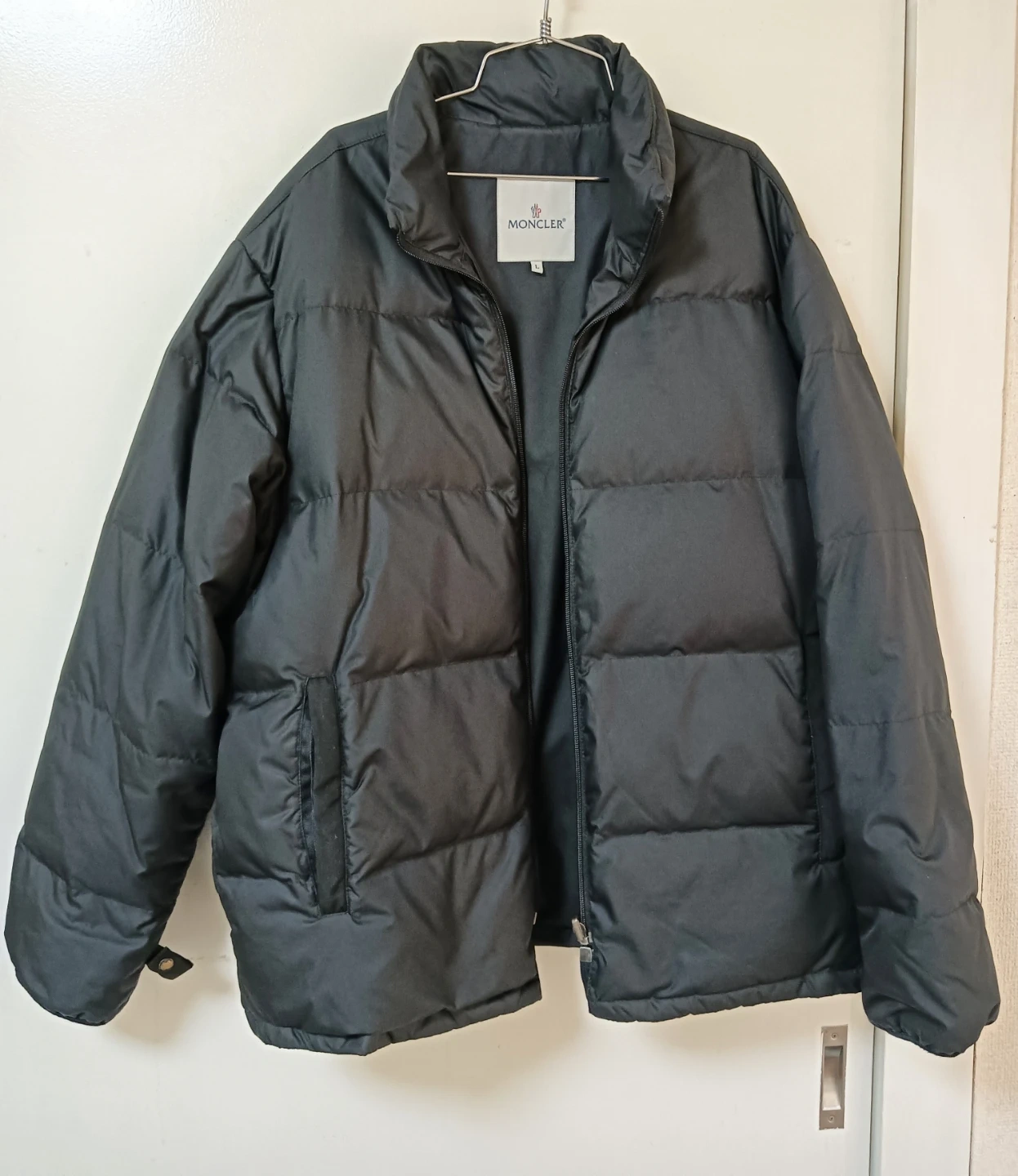 美品。MONCLER モンクレール ダウンコート ジャワの写真2枚目