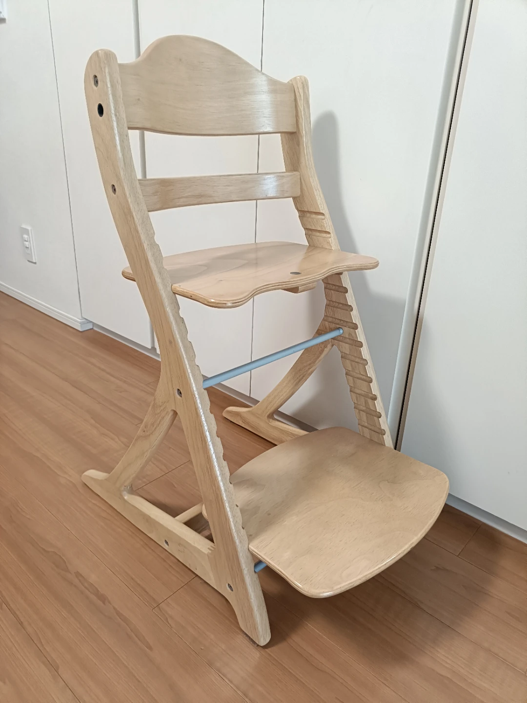 木製ハイチェア　大和屋すくすくスリムプラス　テーブル付