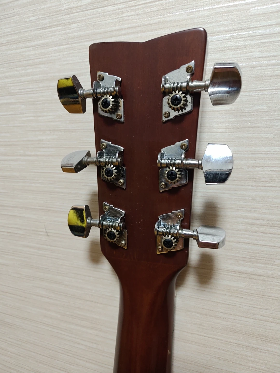 Yamaha FG-402の写真7枚目