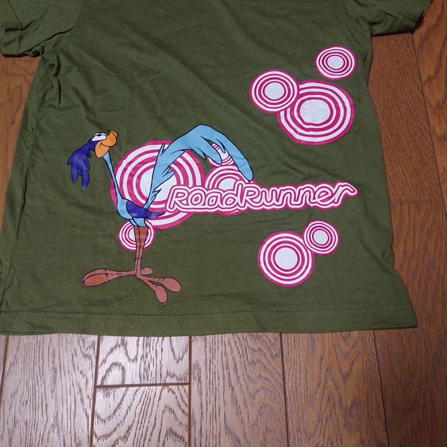 ルーニーテューンズ ロードランナー Tシャツ カーキMの写真2枚目