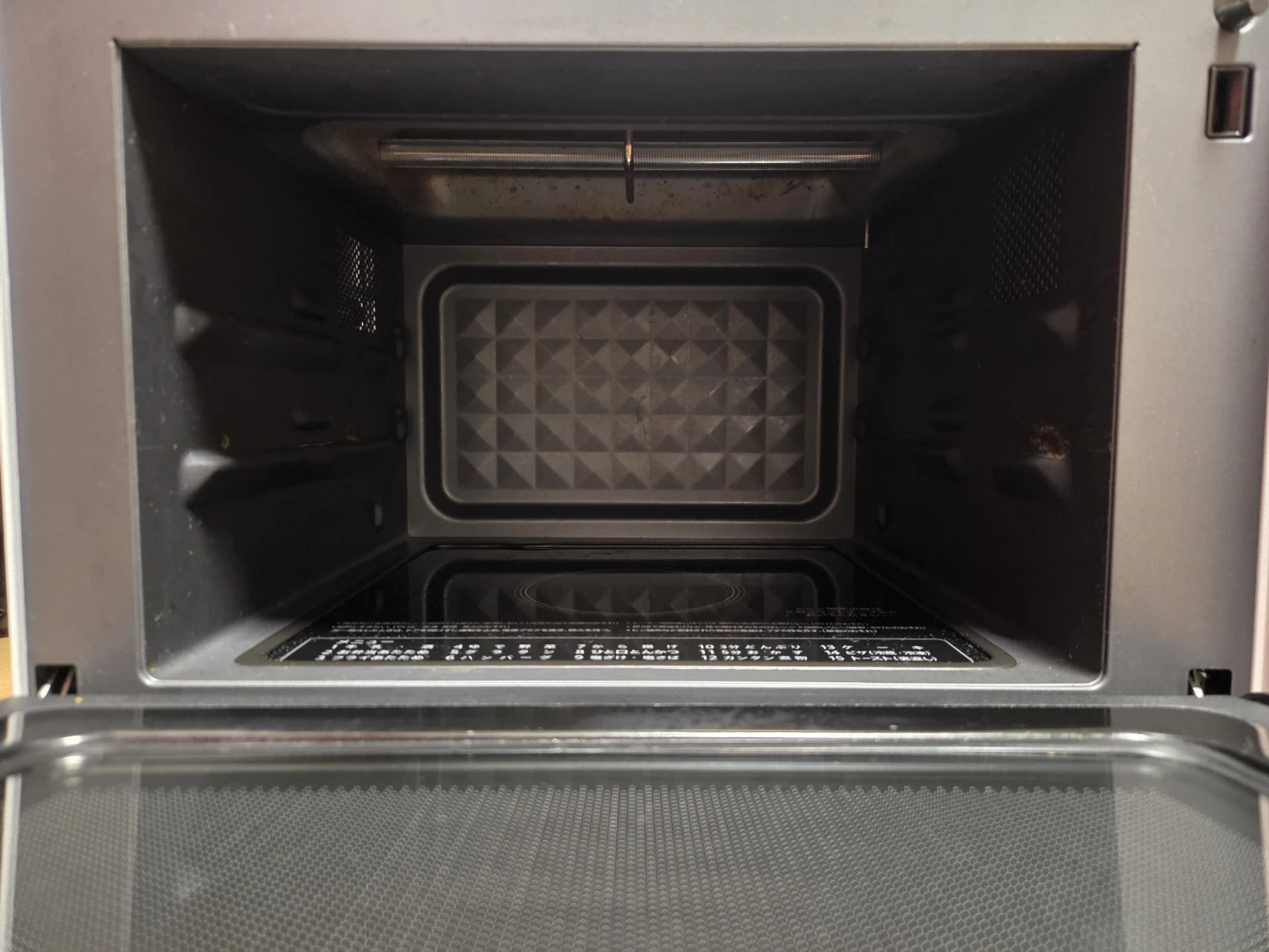 シャープ オーブンレンジ RE-F18A-W 2020年製の写真2枚目