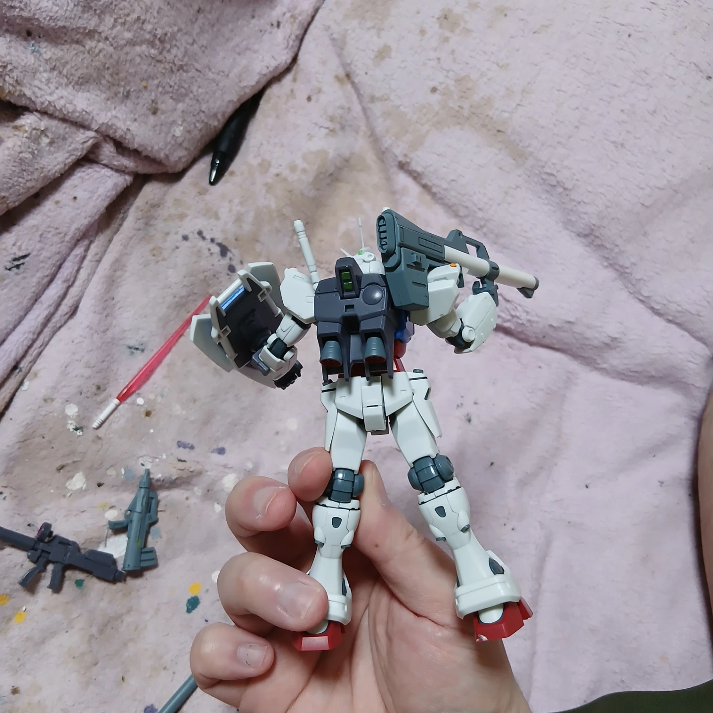 ガンダム プラモデル フィギュア 武器パーツ付きの写真7枚目