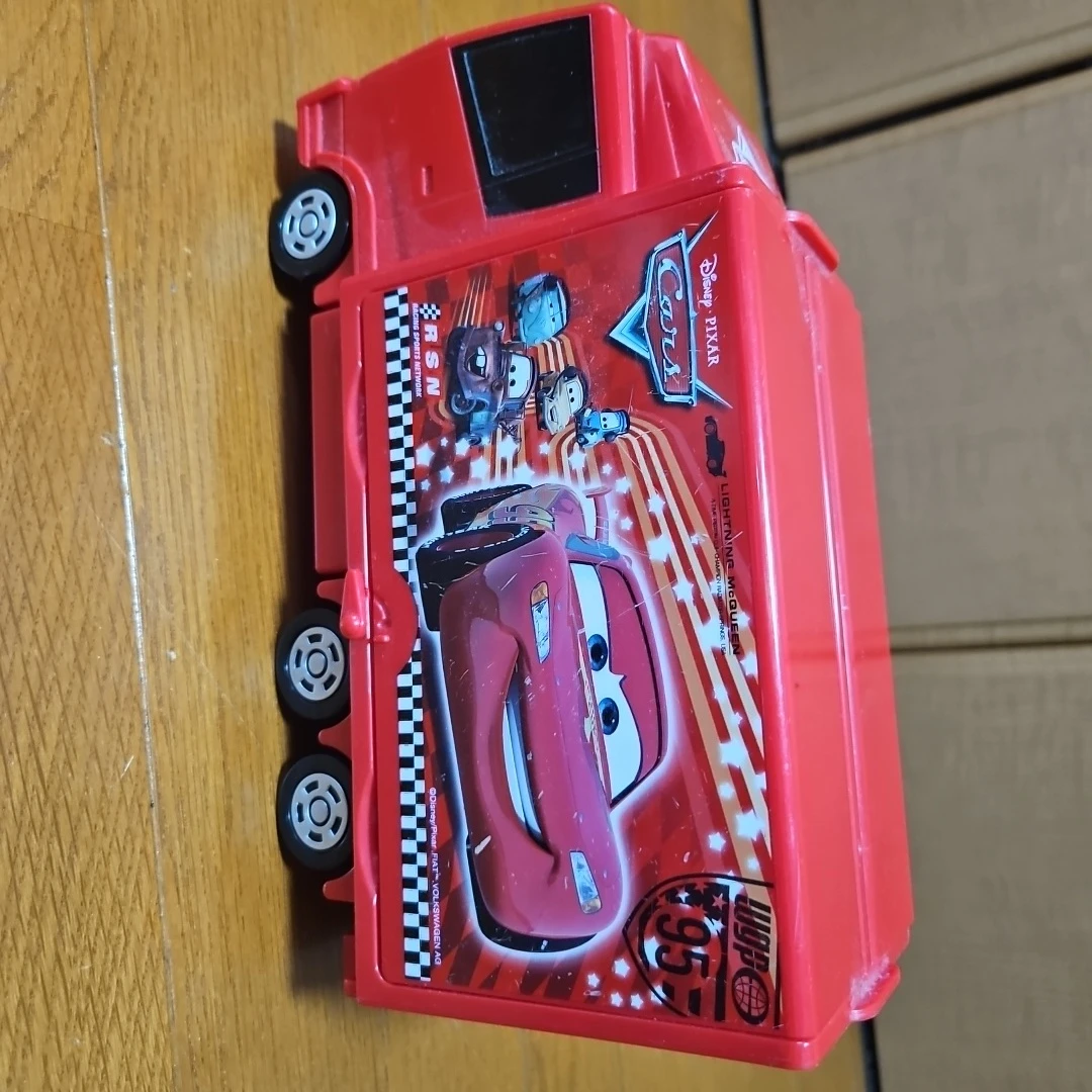 カーズ マック キャリーケース トミカ収納