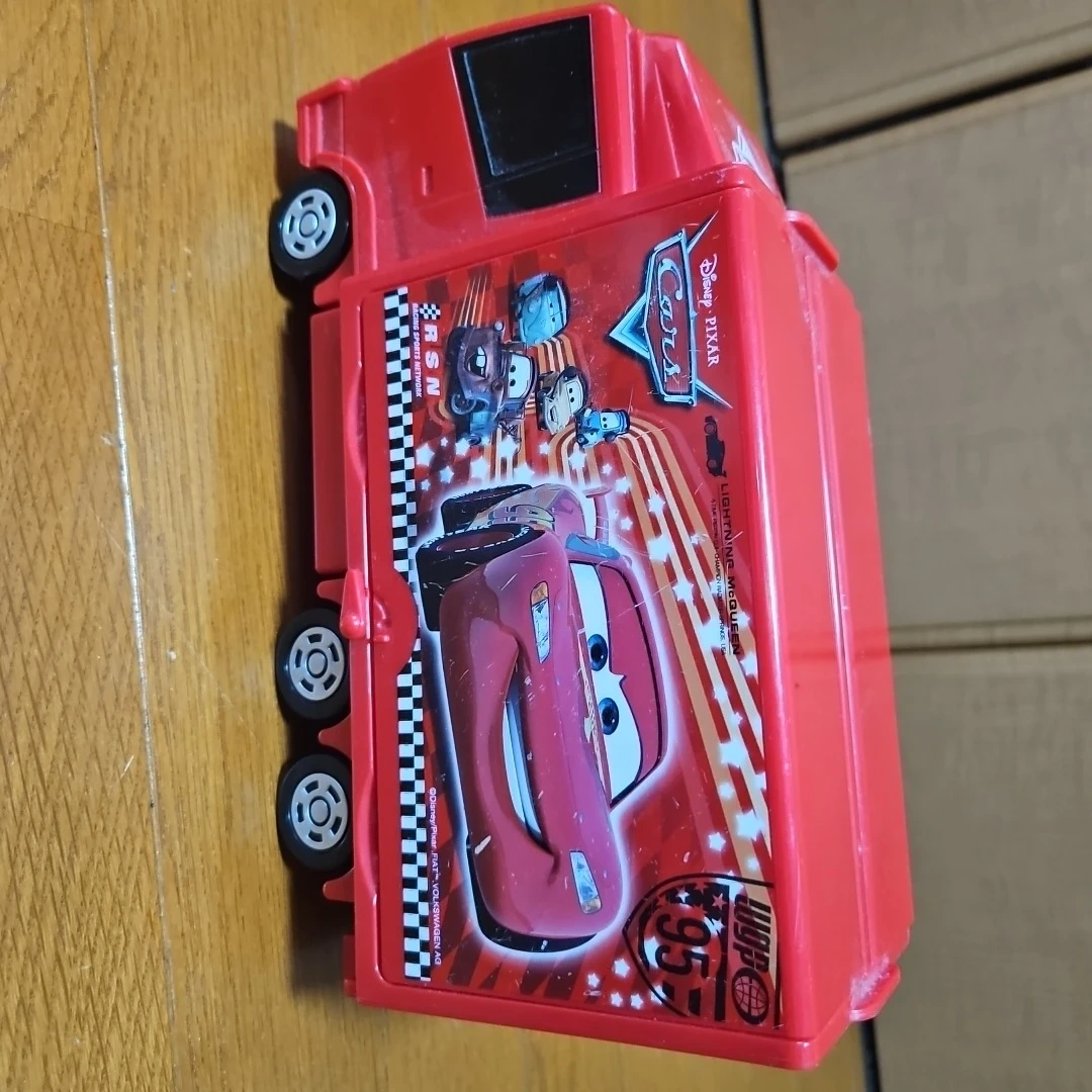 カーズ マック キャリーケース トミカ収納