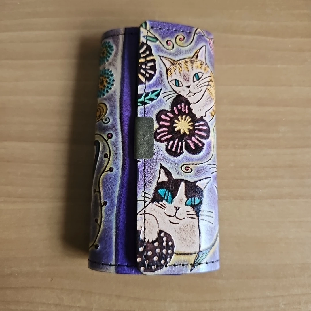 猫柄 本革 キーケース パープル ハンドメイドの写真2枚目