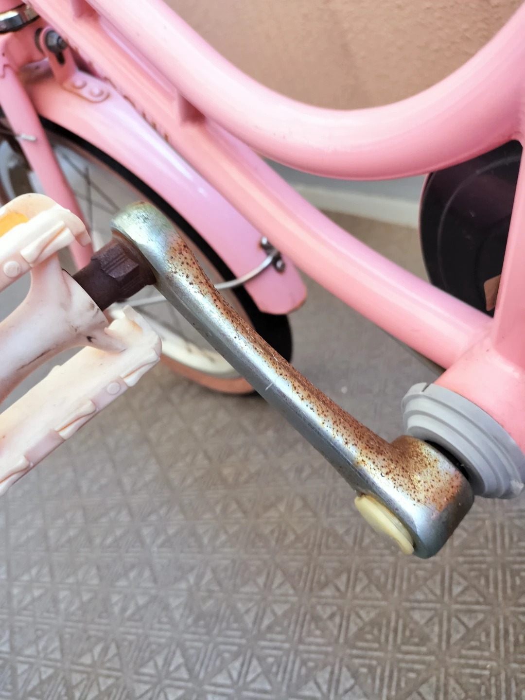 ブリジストンHACCHI（ハッチ） 子ども用自転車16インチの写真3枚目