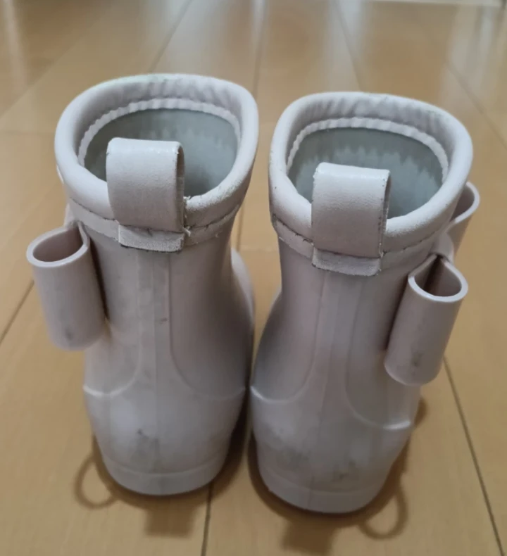 キッズ用 リボンレインブーツ ピンク　13cmの写真3枚目