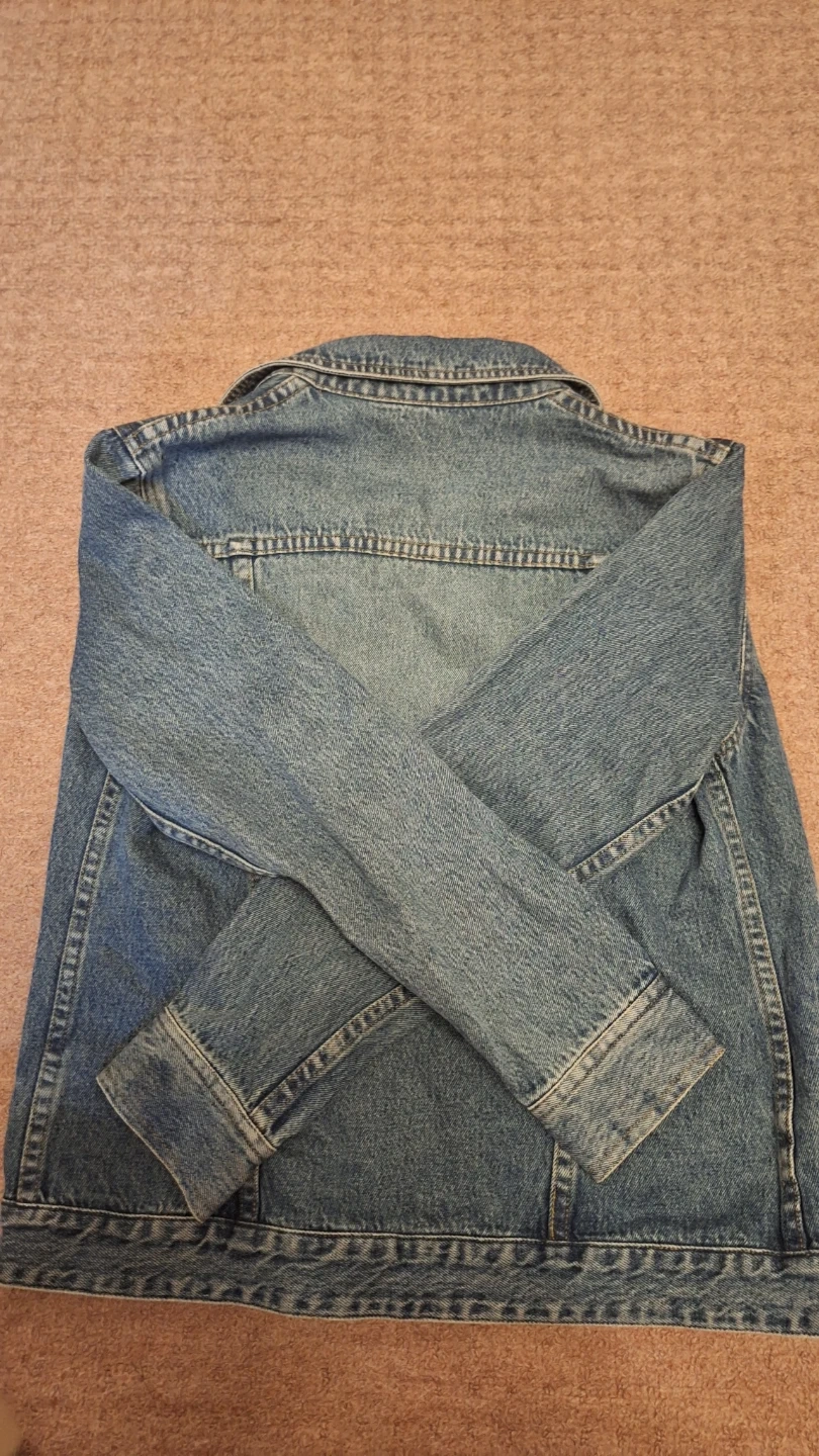 【値下】1400→1300 デニムジャケット ジップアップの写真2枚目