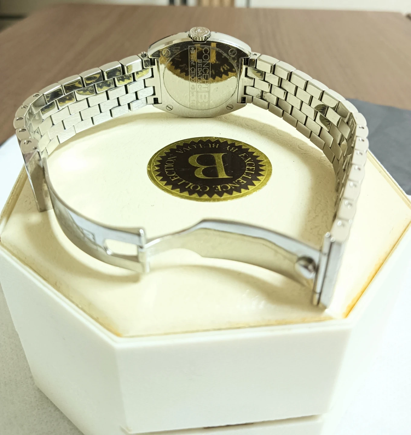 美品。BADAT & Co ベダ&カンパニー ダイヤベゼル コンセプト 腕時計の写真3枚目