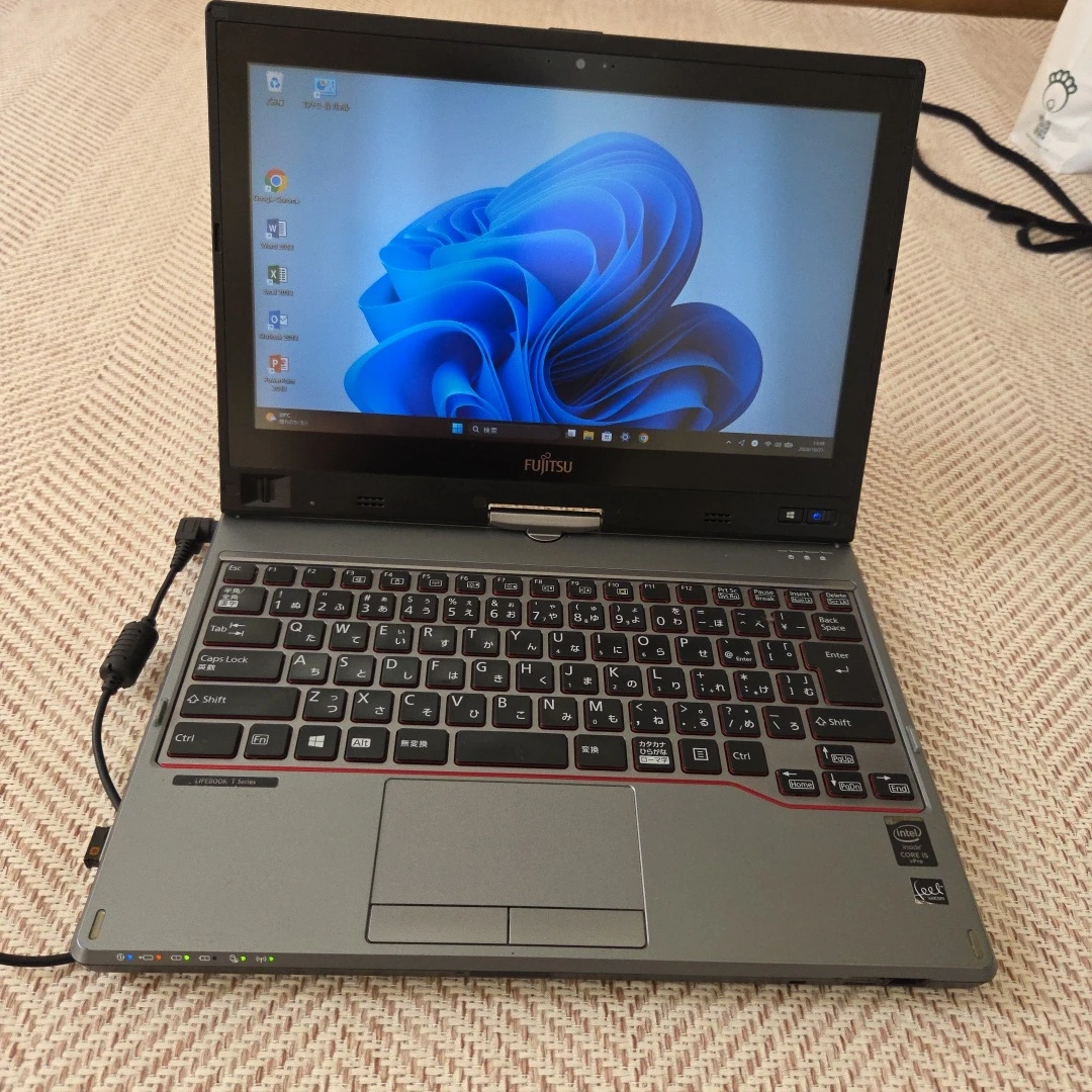富士通 LIFEBOOK T725/K