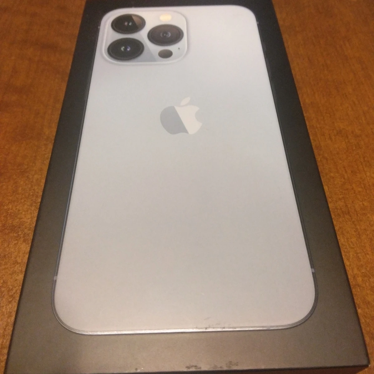 〔空箱〕iPhone iPadAir AirPods シリコンケース 全4点の写真2枚目