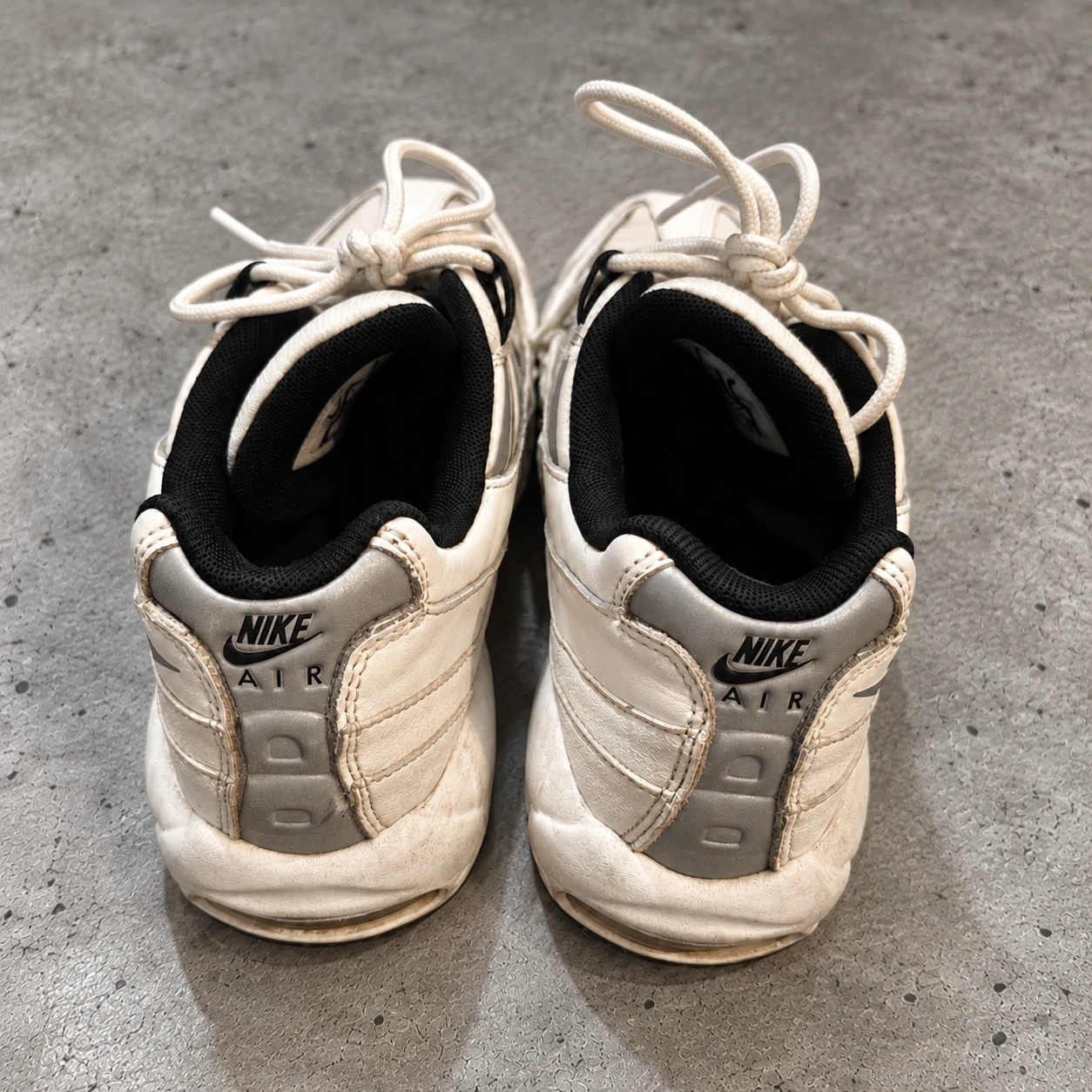 NIKE AIR MAX 95 スニーカーの写真3枚目