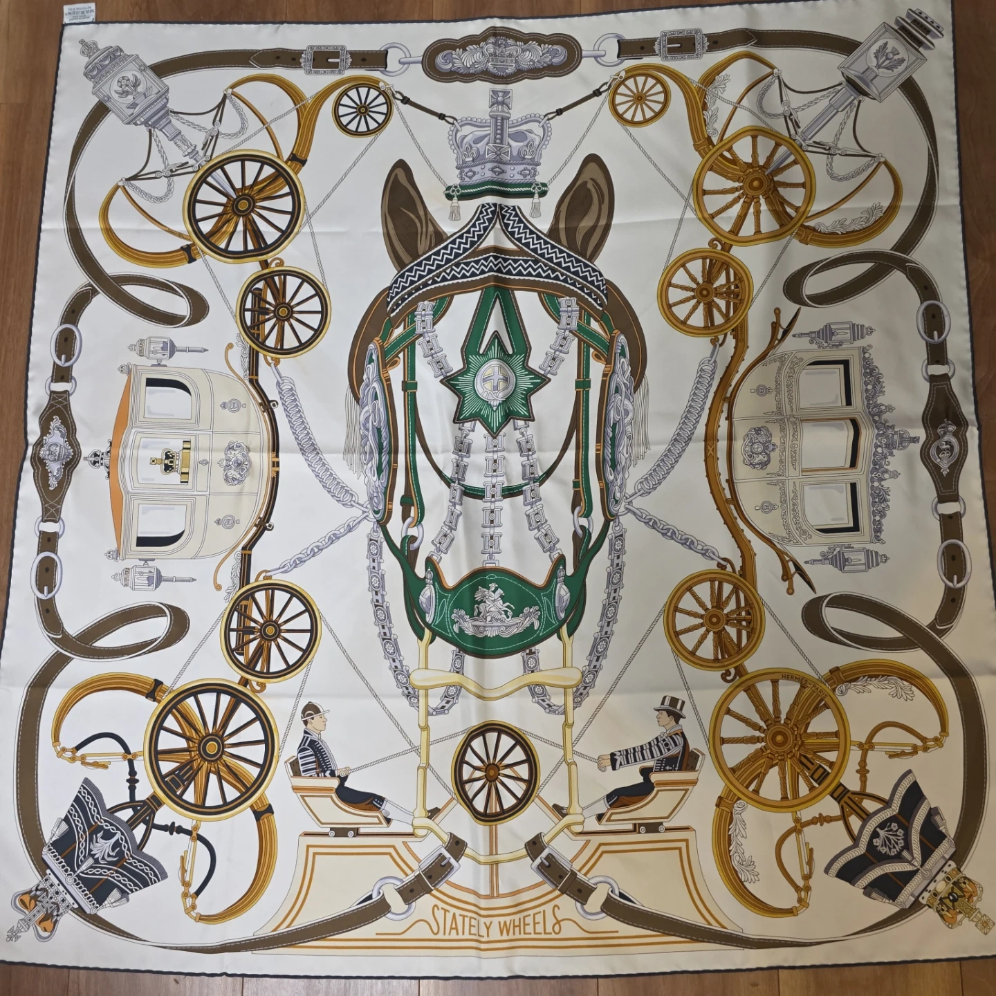 エルメス カレ90 スカーフ STATELY WHEELSの写真2枚目