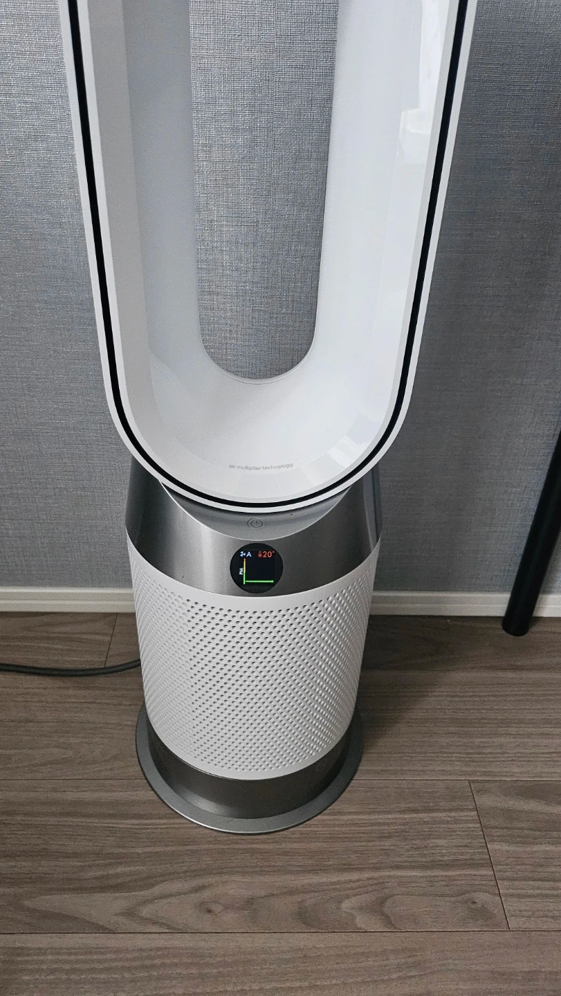ダイソン 空気清浄ファンヒーター HP04の写真9枚目