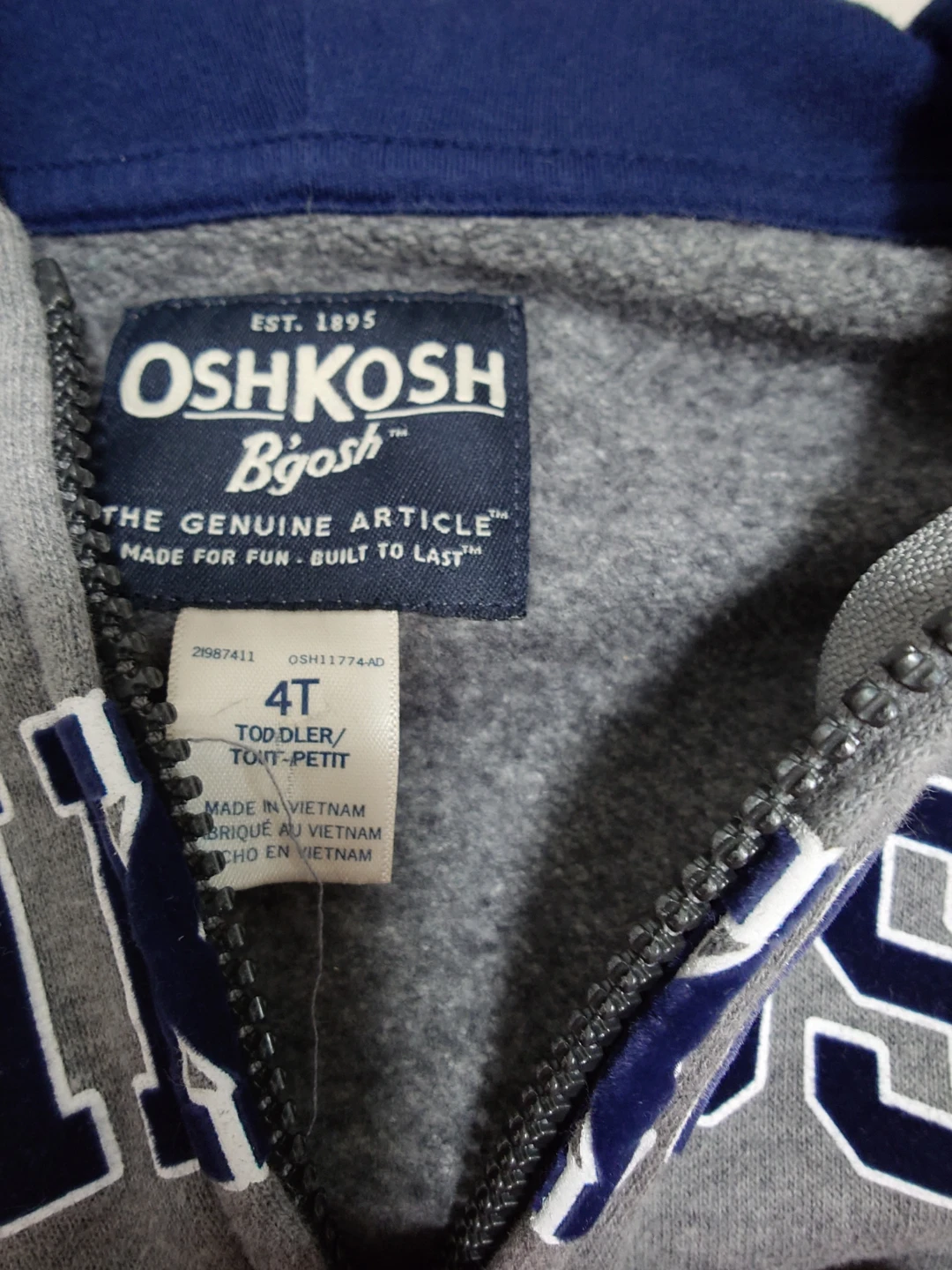 パーカOshKosh B'goshの写真3枚目