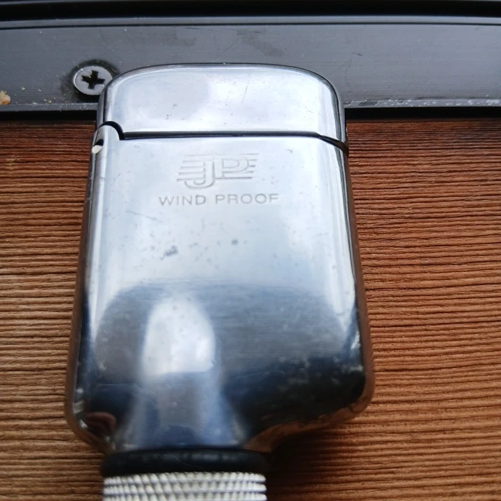 JP WIND PROOF オイルライターの写真5枚目