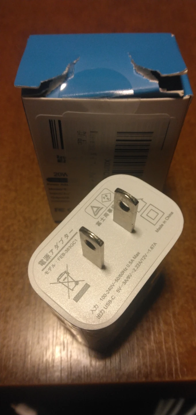 〔未使用品〕USB  PD充電器　type-c to type-cケーブルセットの写真2枚目