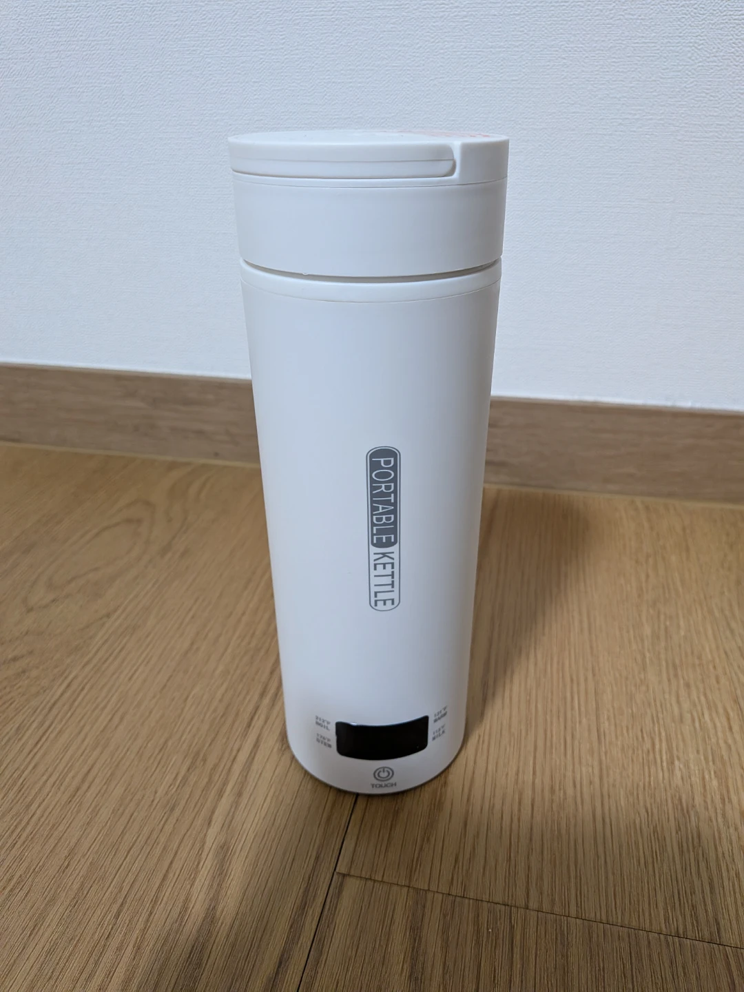 ポータブル電気ケトル ホワイトの写真2枚目
