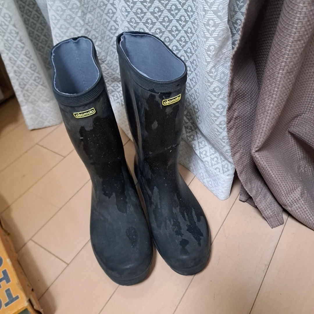 頑丈な作りの長靴