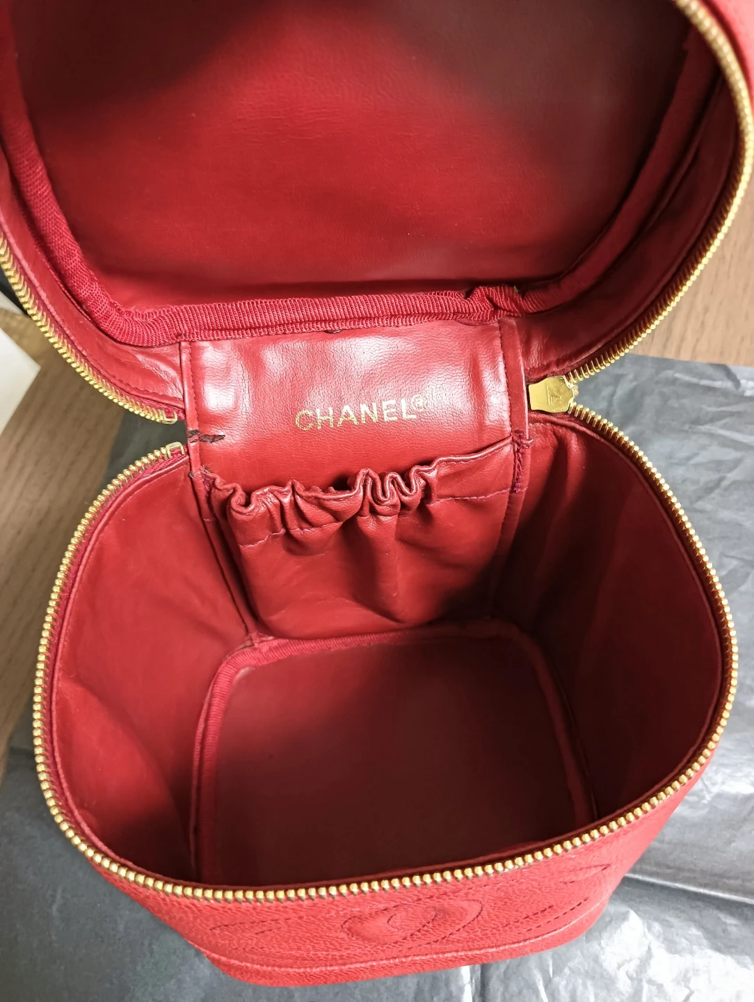 CHANEL シャネル キャビアスキン バニティ ココマーク レッドの写真8枚目