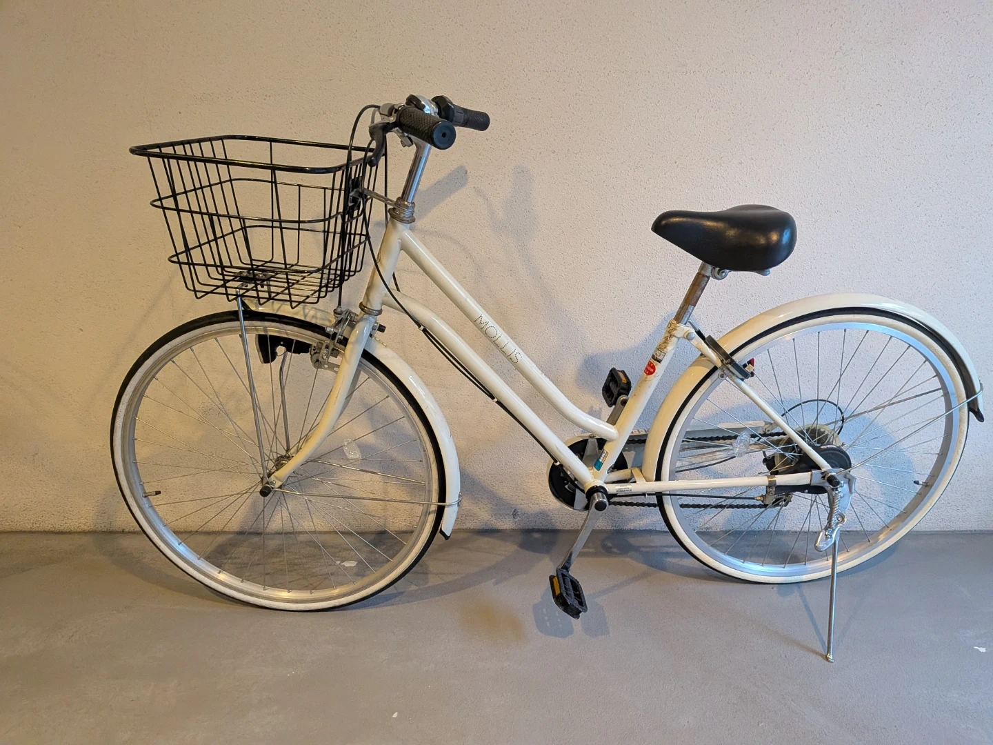 自転車 26インチ MOLLIS イオンバイク
