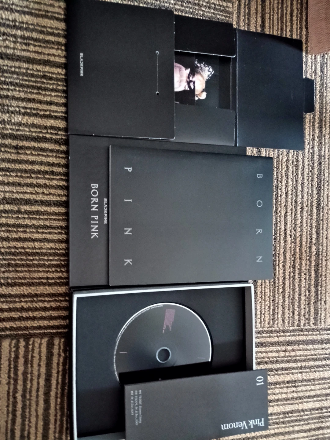 ブラックピンク BORN PINK CD 黒 ブラック