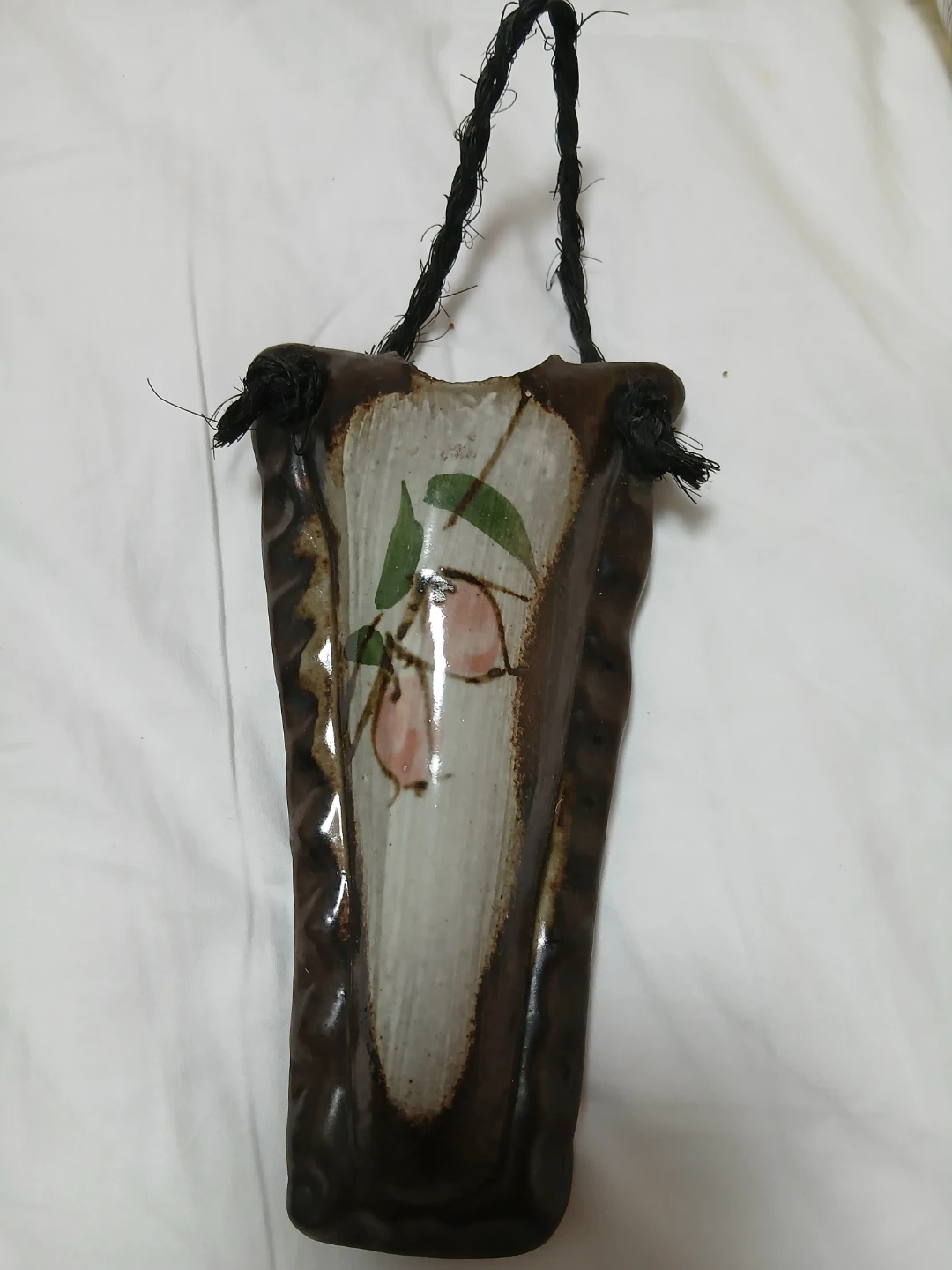 陶器 壁掛け一輪挿し 花瓶
