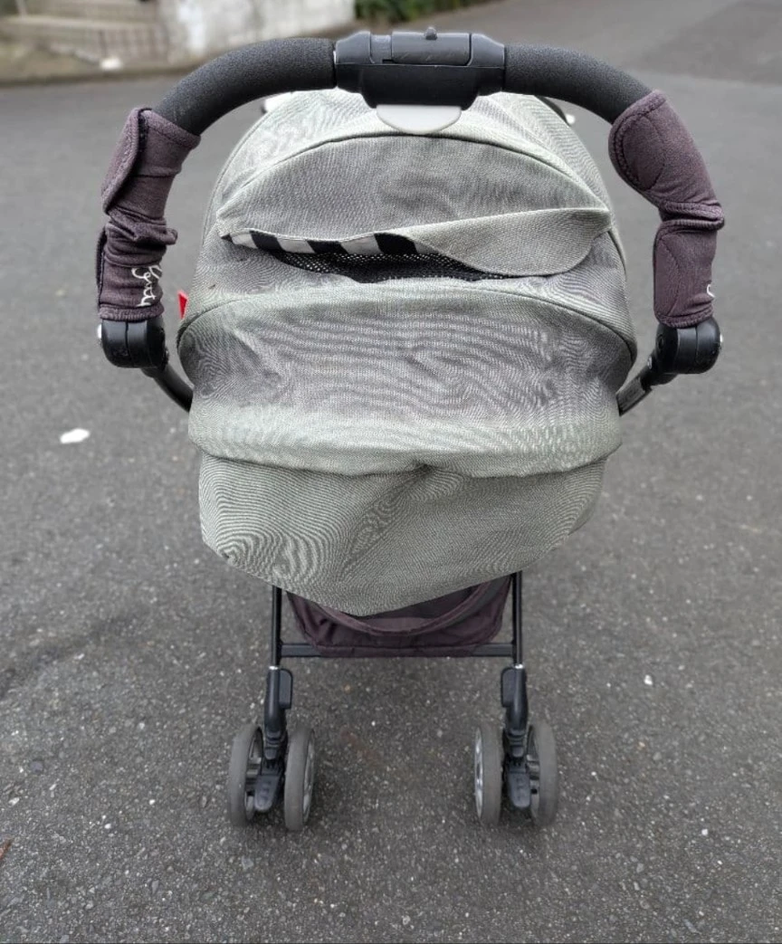 Aprica ベビーカー グレーの写真2枚目