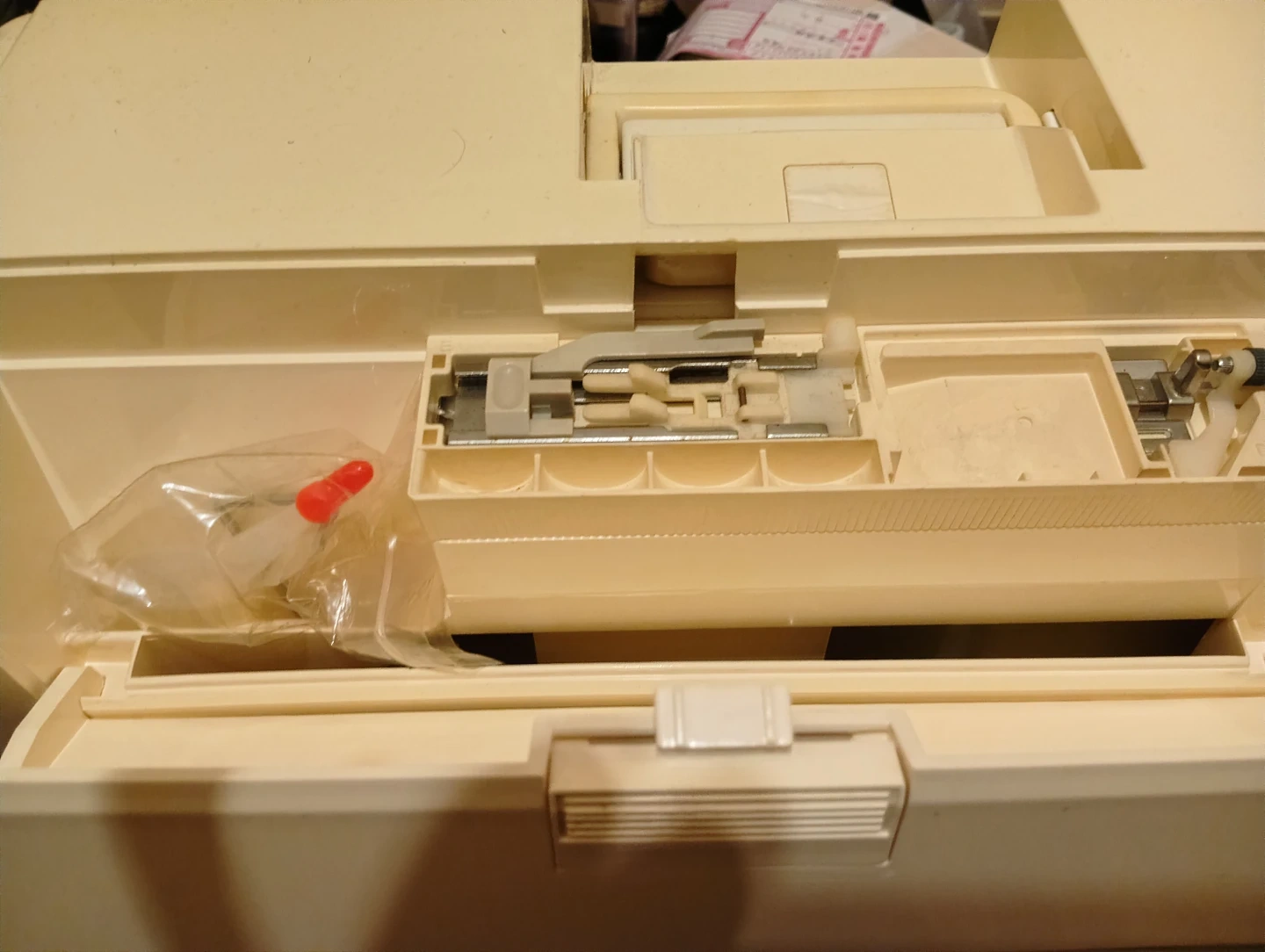 JUKI コンピュータザ·ミシン HZL-7600の写真5枚目