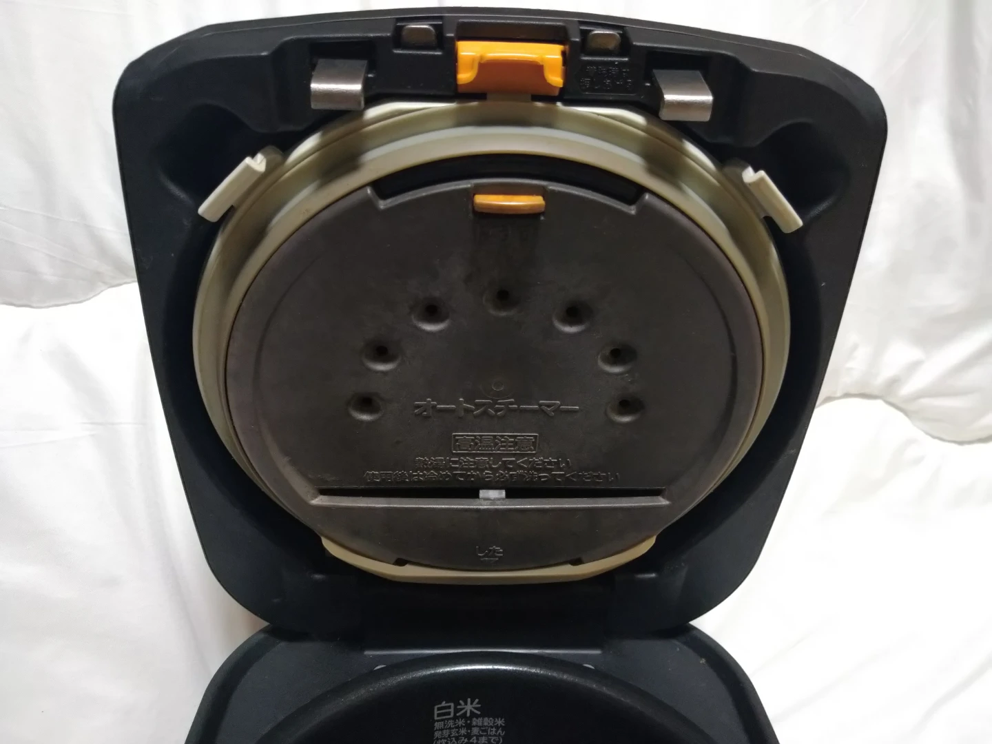 日立 圧力＆スチームIH炊飯器の写真2枚目
