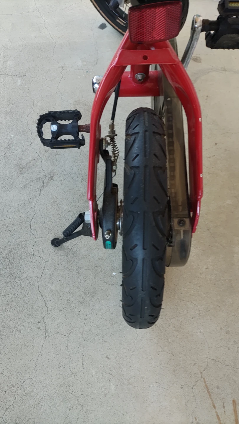 ペダルを外せばストライダー！子供用自転車  赤の写真4枚目