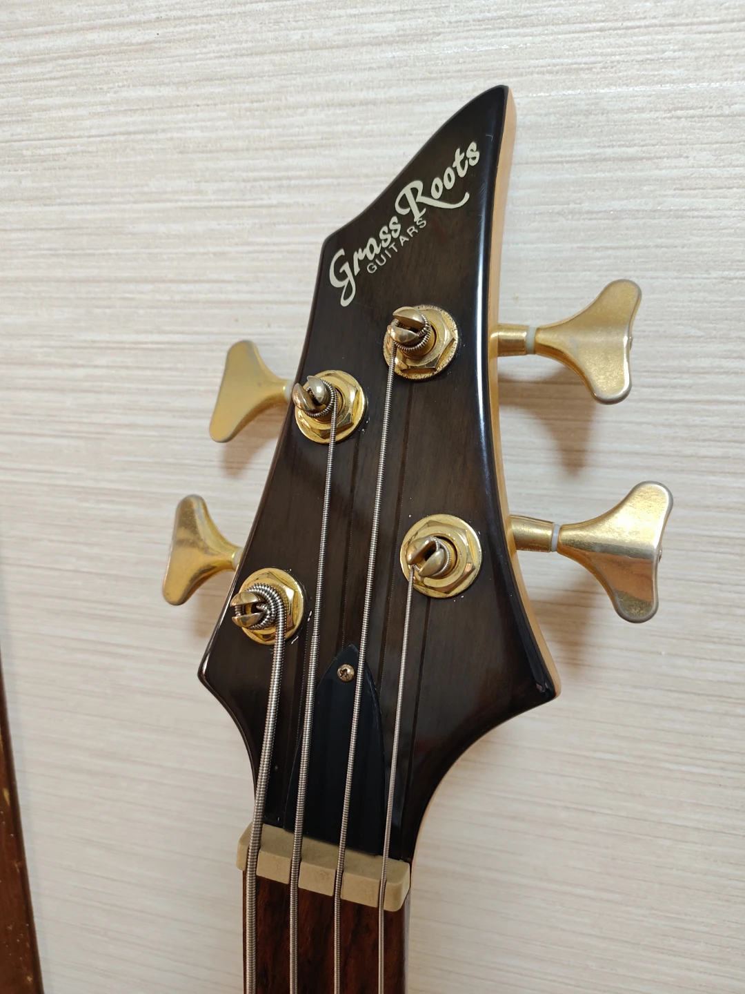 Grass Roots Bassの写真3枚目