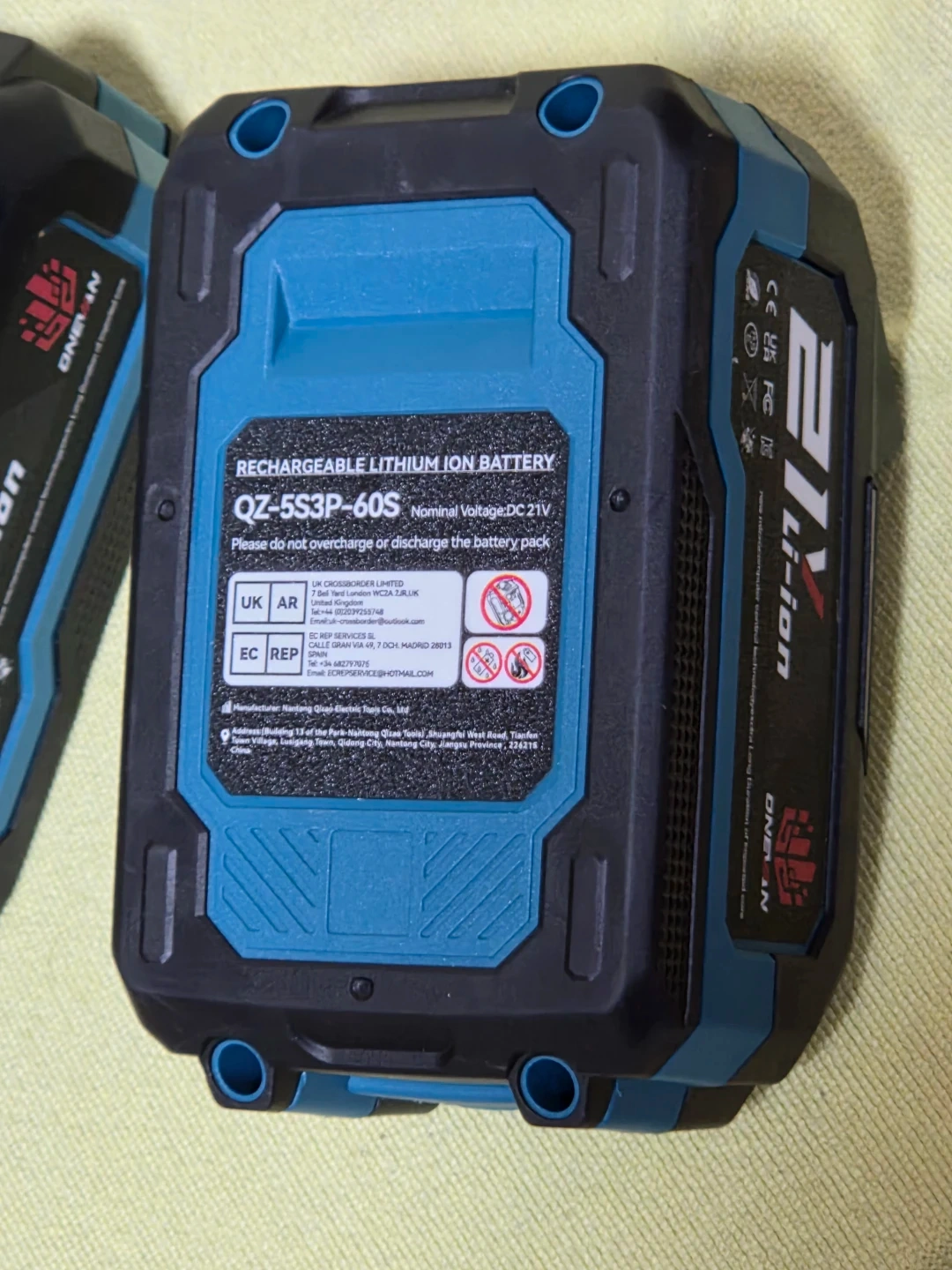 マキタ18v互換バッテリー、ONEVAN 21V4.5A、2個!の写真4枚目