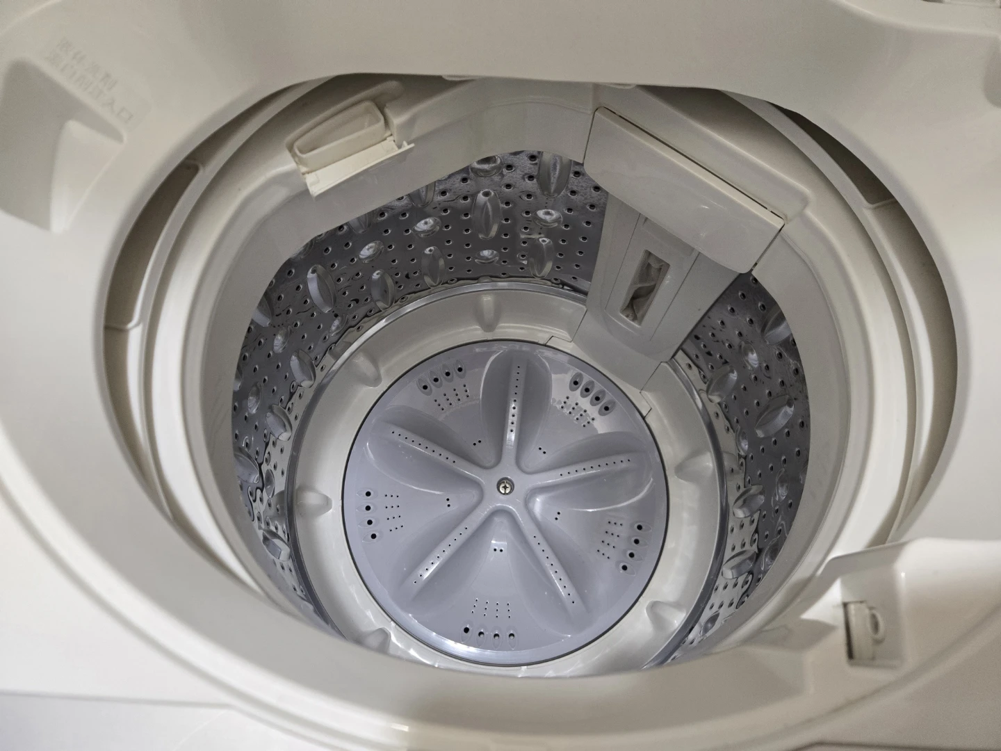 シャープ 全自動洗濯機 ES-GE4C 4.5kgの写真6枚目