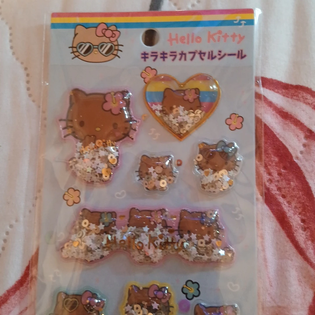 キティ シャカシャカキラキラカプセル