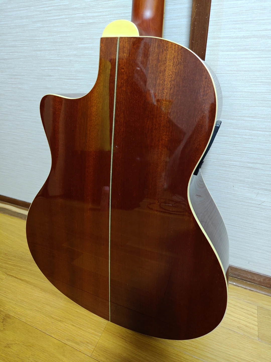S.yairi YE-50 3TS (ソフトケース付き)の写真6枚目