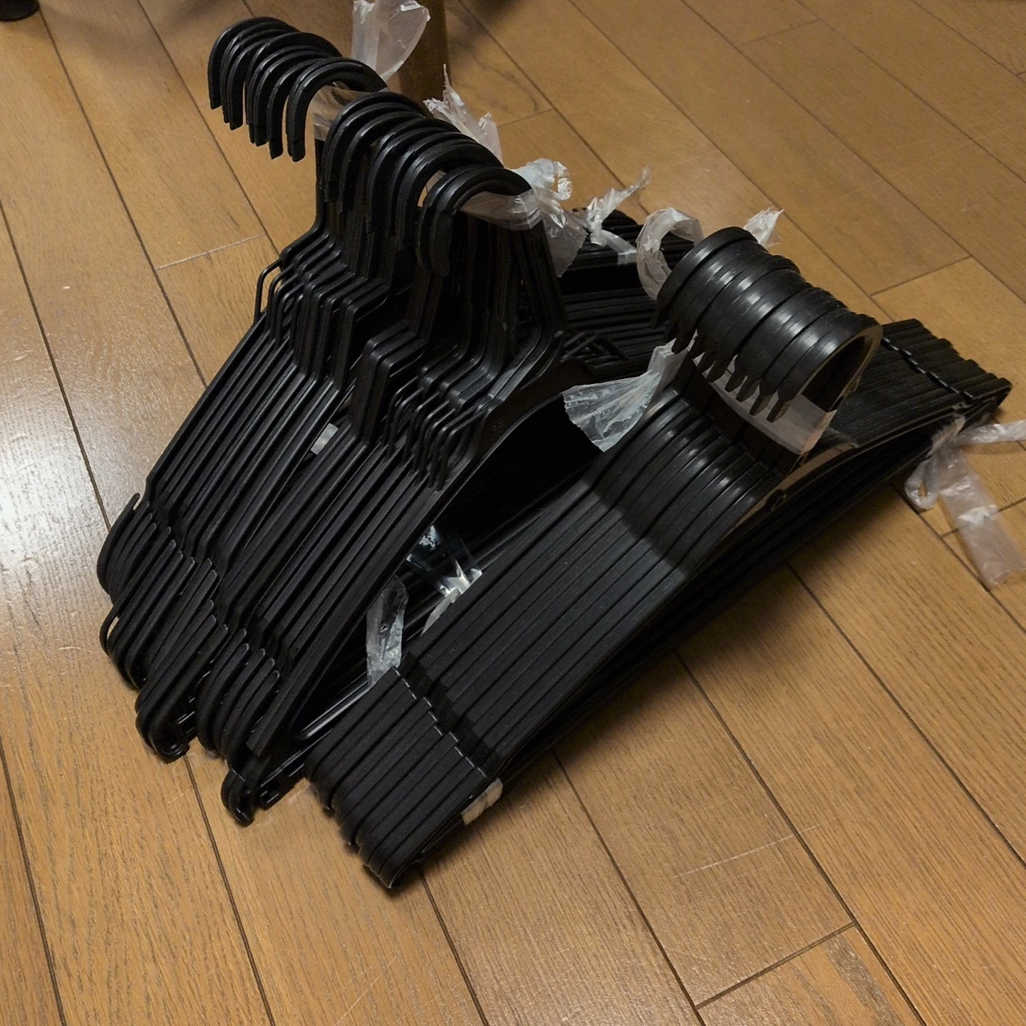 黒色ハンガー まとめ売り30本