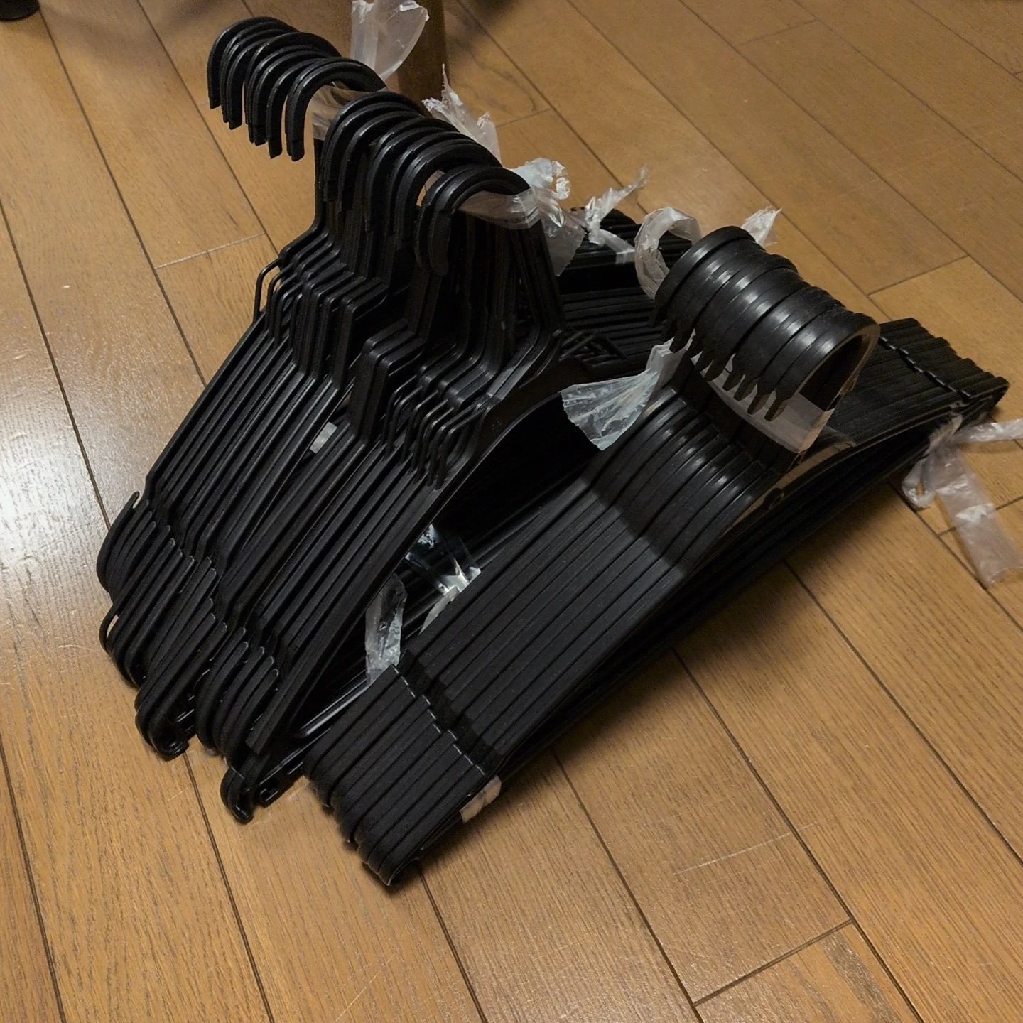 黒色ハンガー まとめ売り30本
