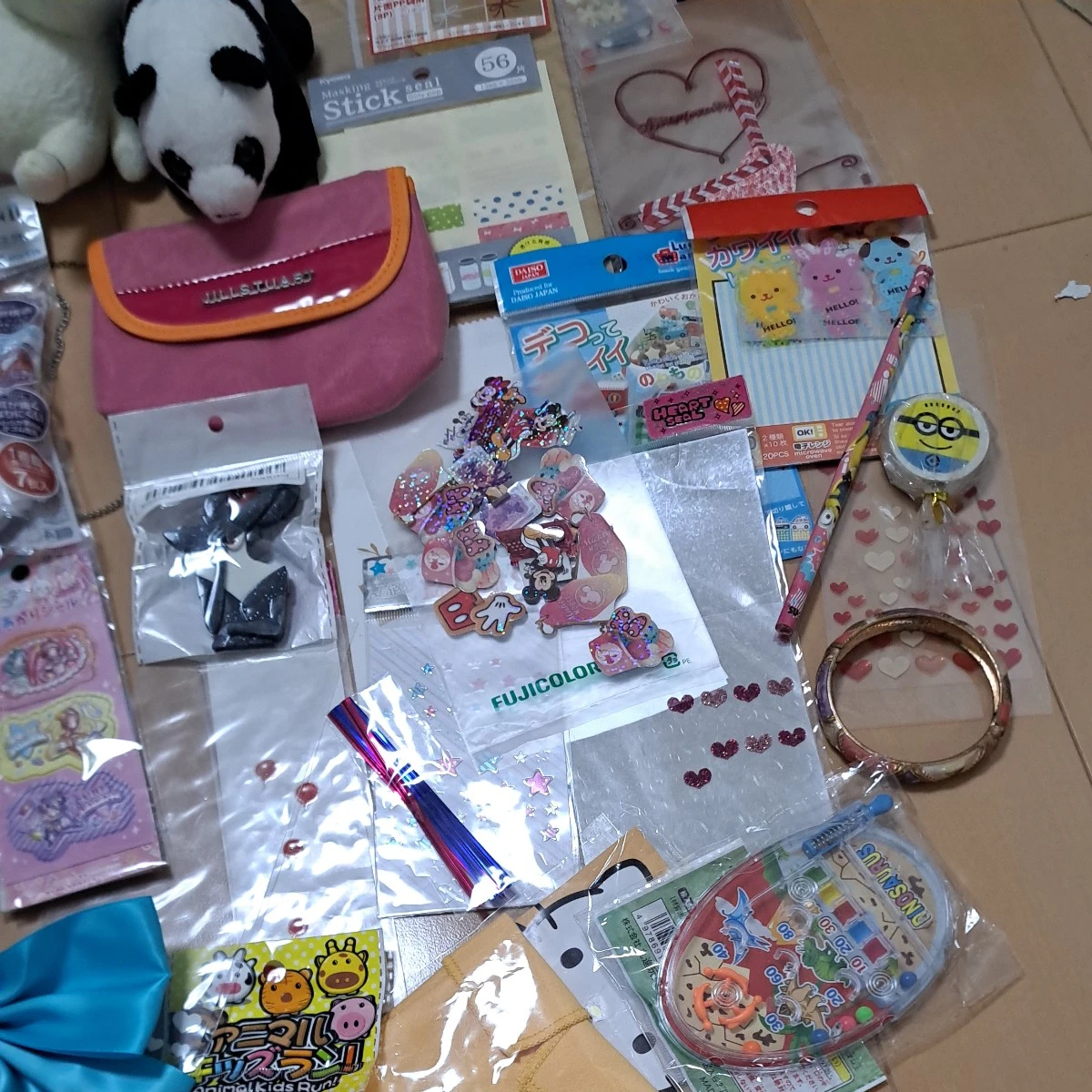 女子ぶろーチぬいぐるみグツズ一式頃の写真4枚目