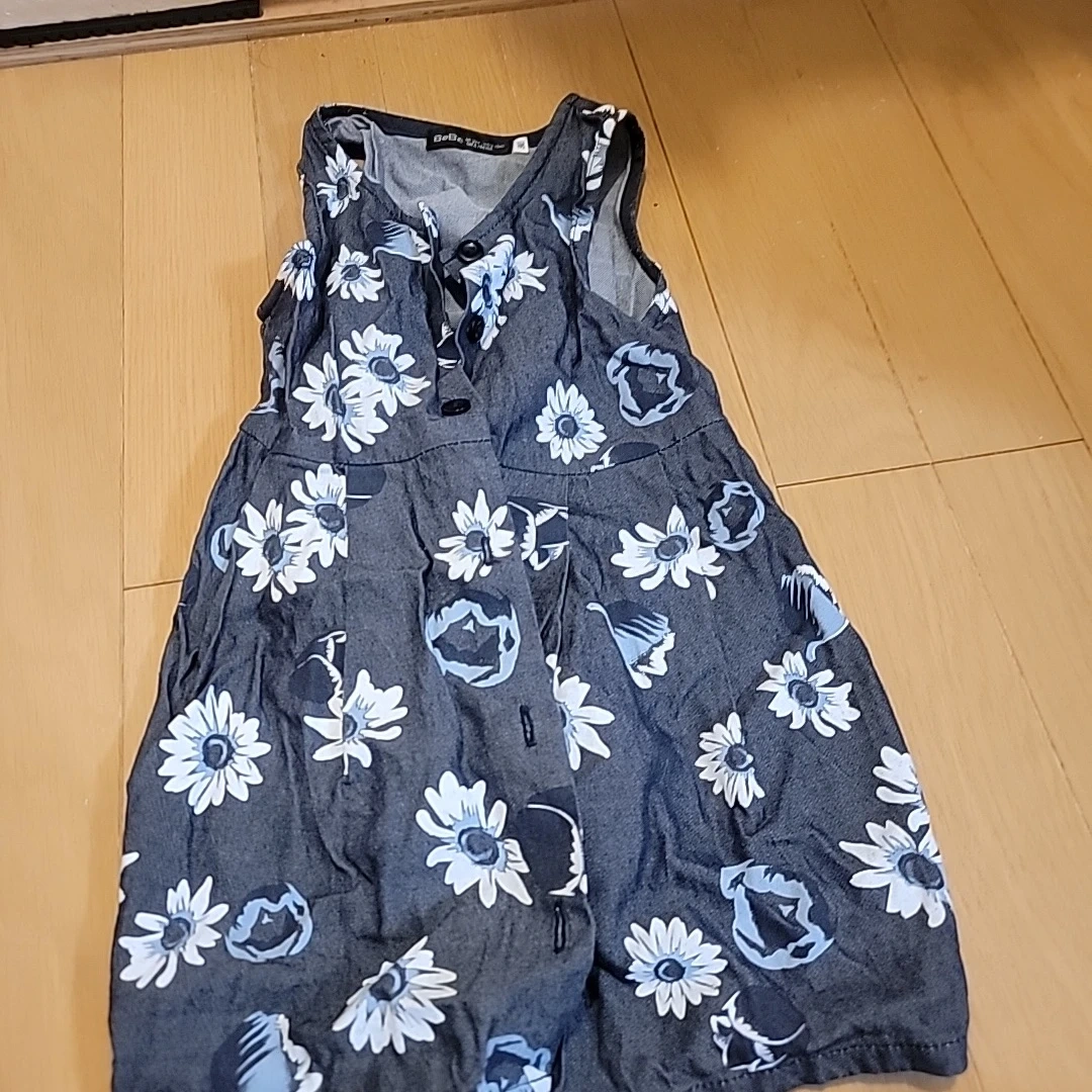 べべ ノースリーブワンピース 花柄 120cm