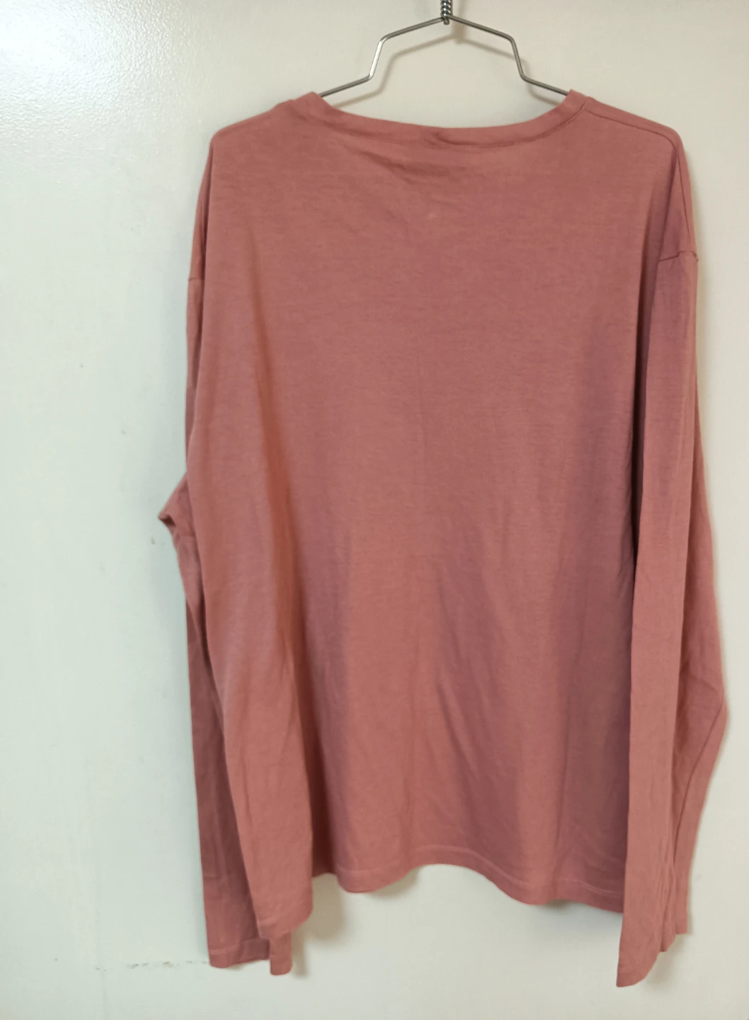 非常に美品。PRADA プラダ コットン&シルク素材 長袖 Tシャツの写真3枚目