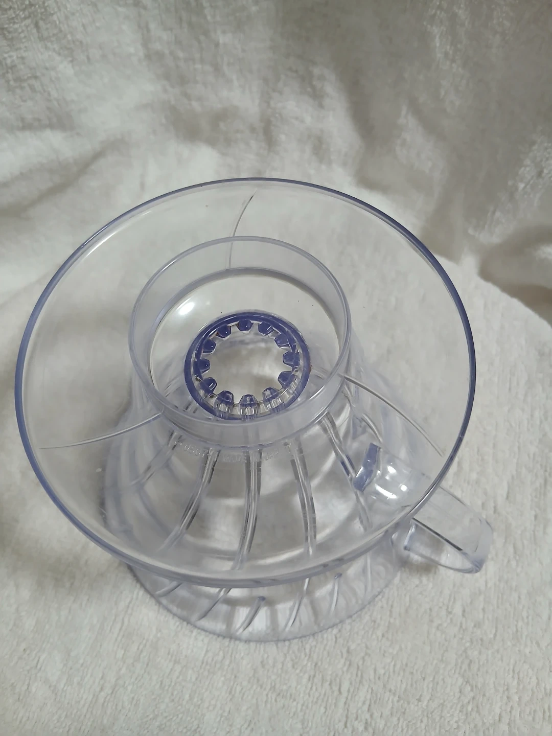 ハリオ V60 コーヒードリッパー +ペーパーフィルターケースの写真3枚目