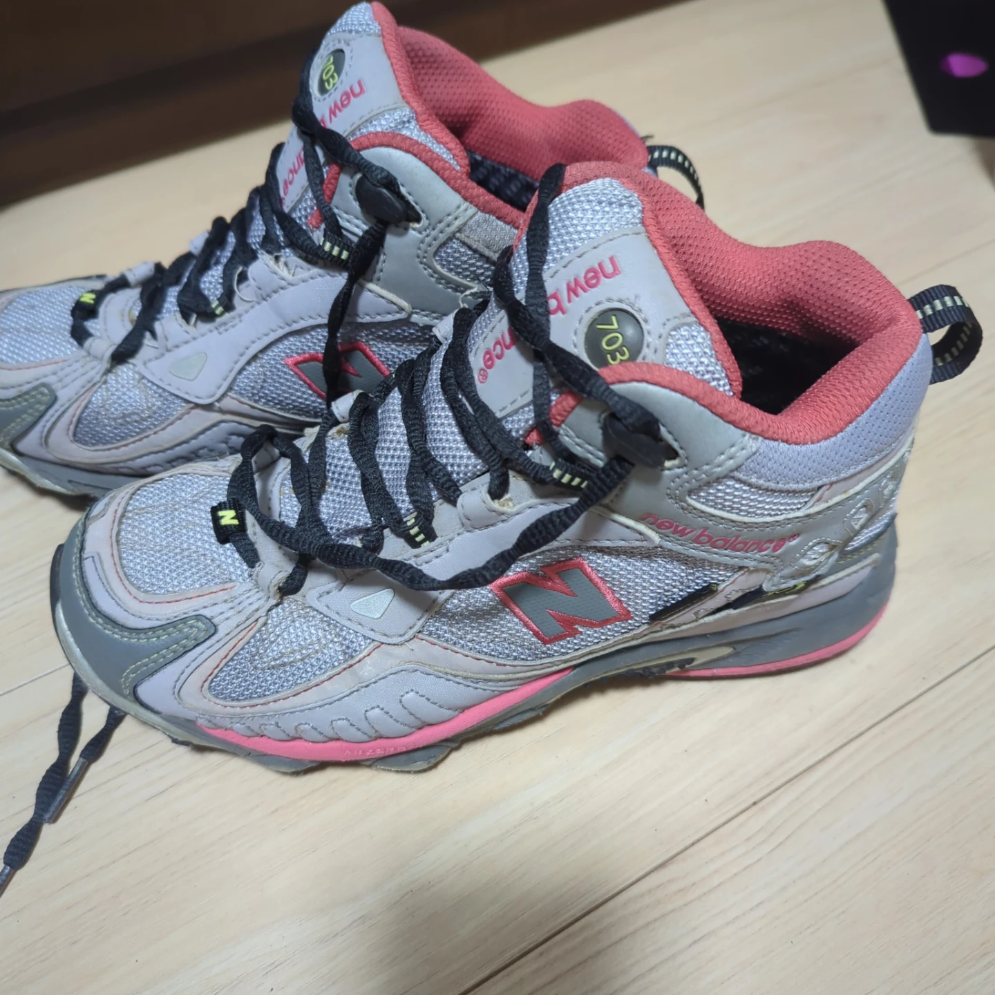ニューバランス 703 GORE-TEX 23cm 2E レトロ トレッキングシューズ