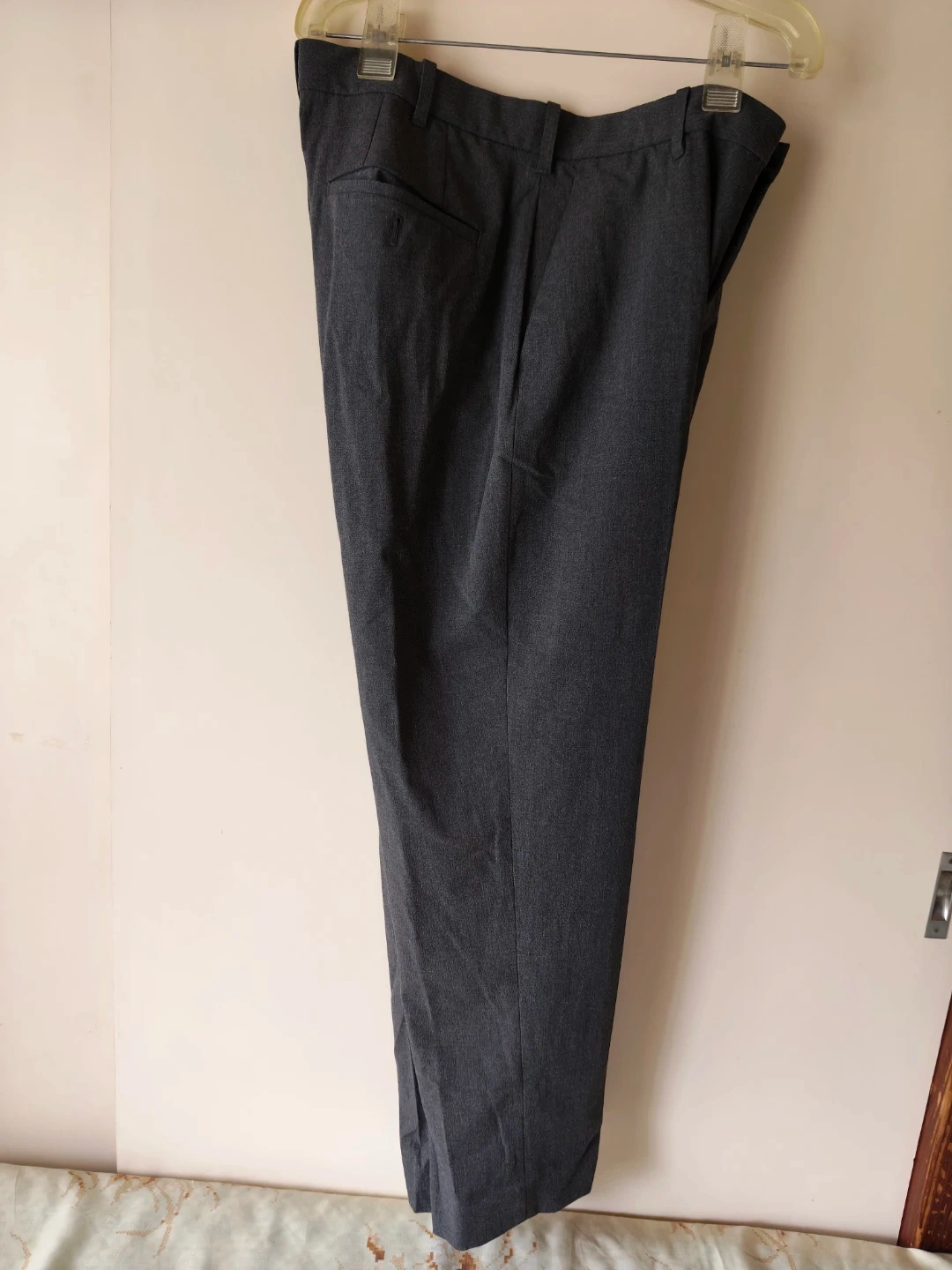 ユニクロ スラックス グレー 76-84cm