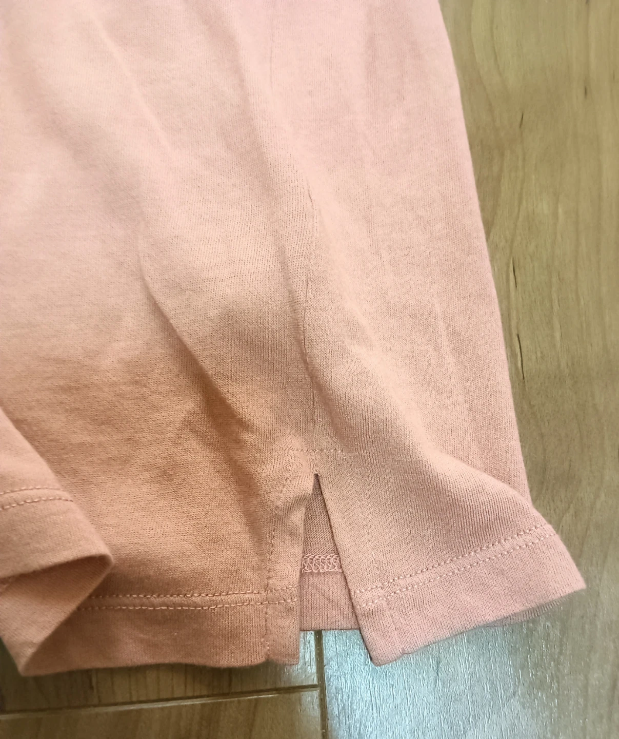 非常に美品。PRADA プラダ コットン&シルク素材 長袖 Tシャツの写真9枚目